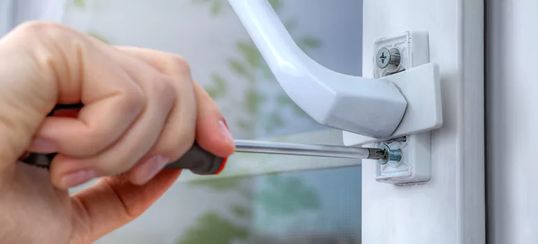 Window Crack Repair in Delta, BC