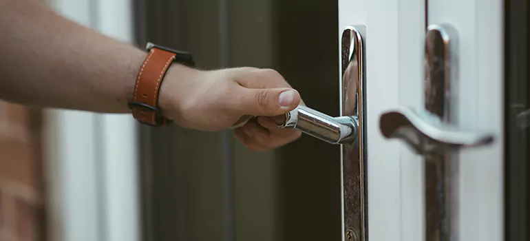Lock Stile Activating Bracket in Delta, BC